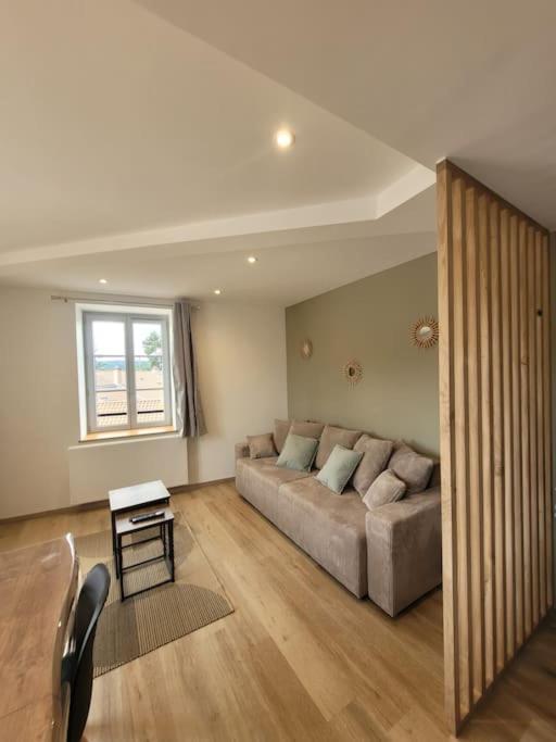Appartement La Graviere Клуни Екстериор снимка