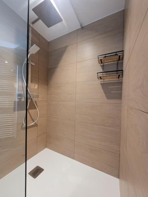 Appartement La Graviere Клуни Екстериор снимка