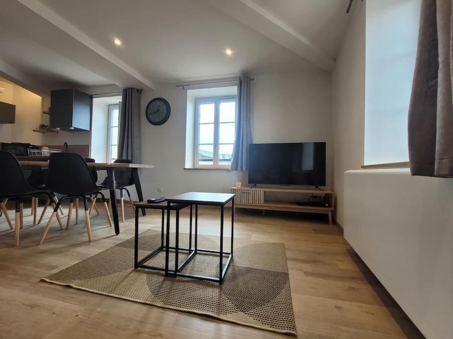 Appartement La Graviere Клуни Екстериор снимка